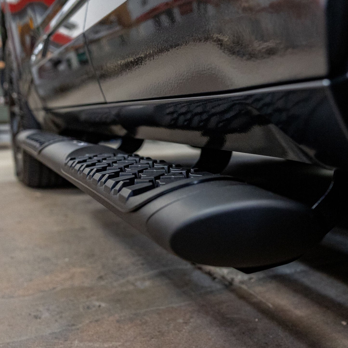 V Series V3 Complete kit: SideStep + Brackets Textured Black 2023-2026 Toyota Sequoia Go Rhino-2