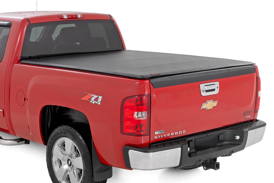 Soft Roll Up Bed Cover | 6'7" Bed | Chevy/GMC 1500/2500HD/3500HD (07-14) Rough Country