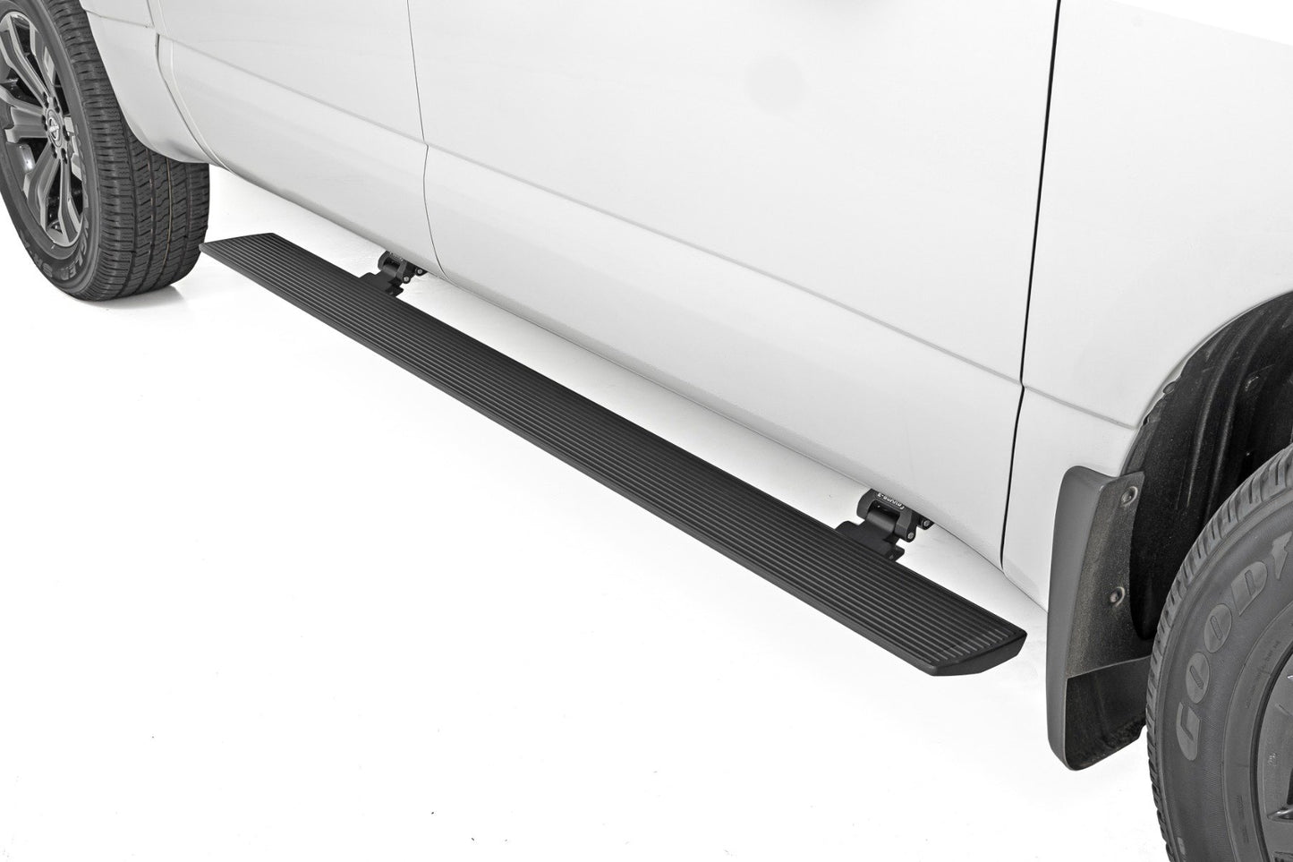 Power Running Boards | Dual Electric Motor | Nissan Titan 2WD/4WD (2017-2024) Rough Country