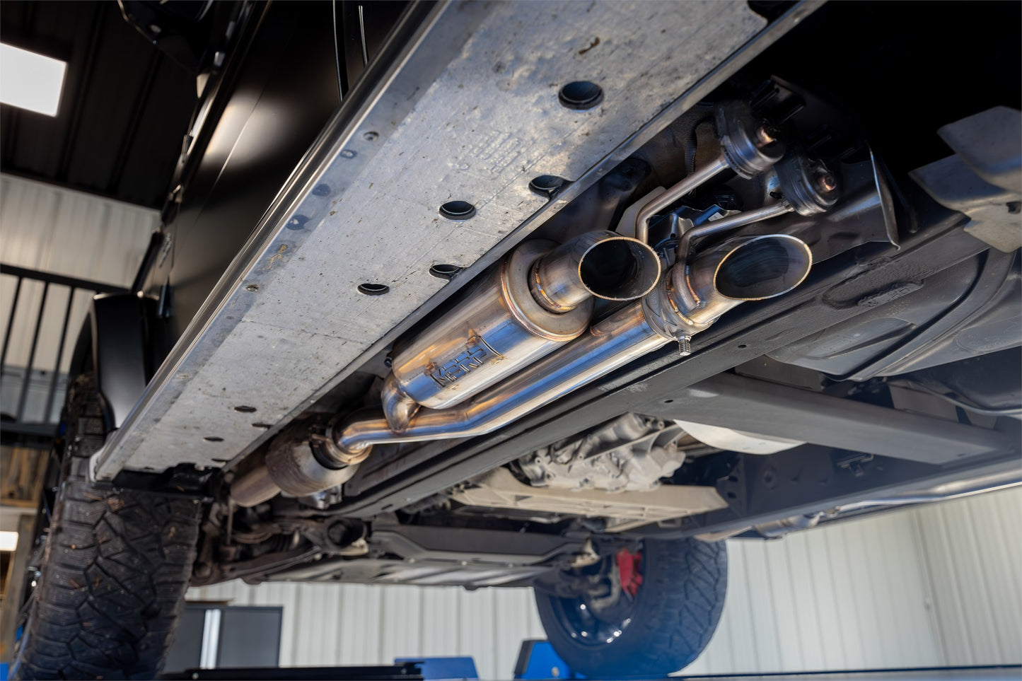 2019-Up Mercedes-Benz G63 4.0TT V8 Armor Pro T304SS 2.5 Inch Pre-Axle Cat-Back, Dual Split Side, Quad Outlet, Active Profile MBRP-4