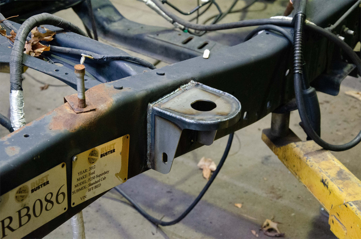 Rear Cab Mount For Ford F-250/ F-350 Super Duty Rust Buster Frameworks-23