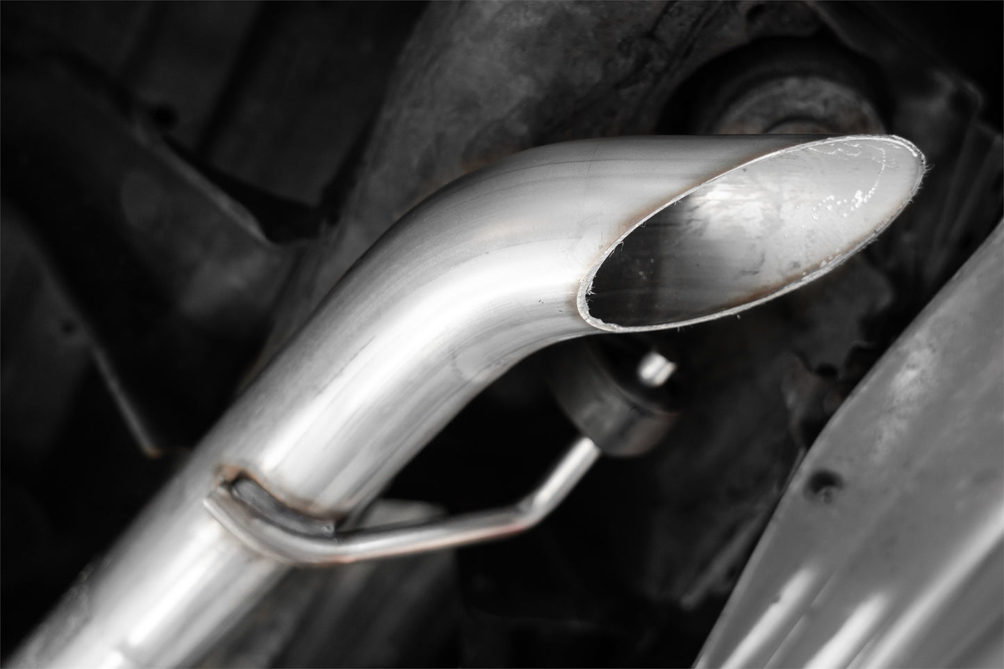 03-24 Toyota 4Runner 11-16 Toyota Land Cruiser Prado Armor Lite Aluminized Steel 2.5 Inch Cat-Back High Clearance Turn Down Single Rear Exit Exhaust System MBRP-7
