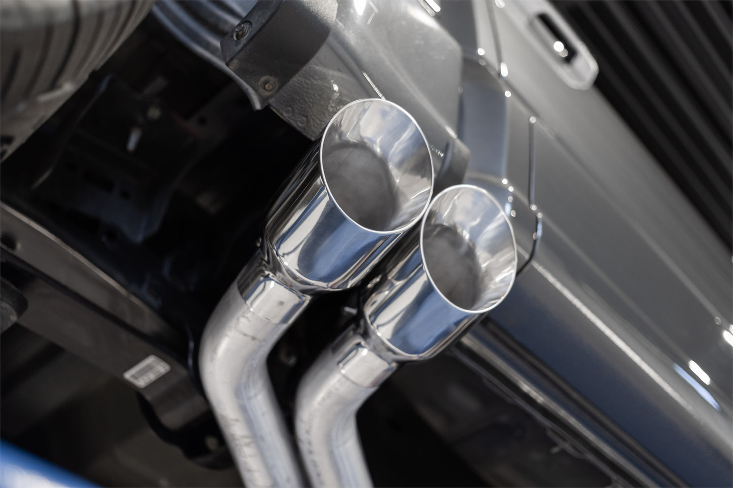 Aluminized Steel 3 inch Cat-Back 2.5 inch Dual Pre-Axle (Race Profile) 21-Up F-150 MBRP-9