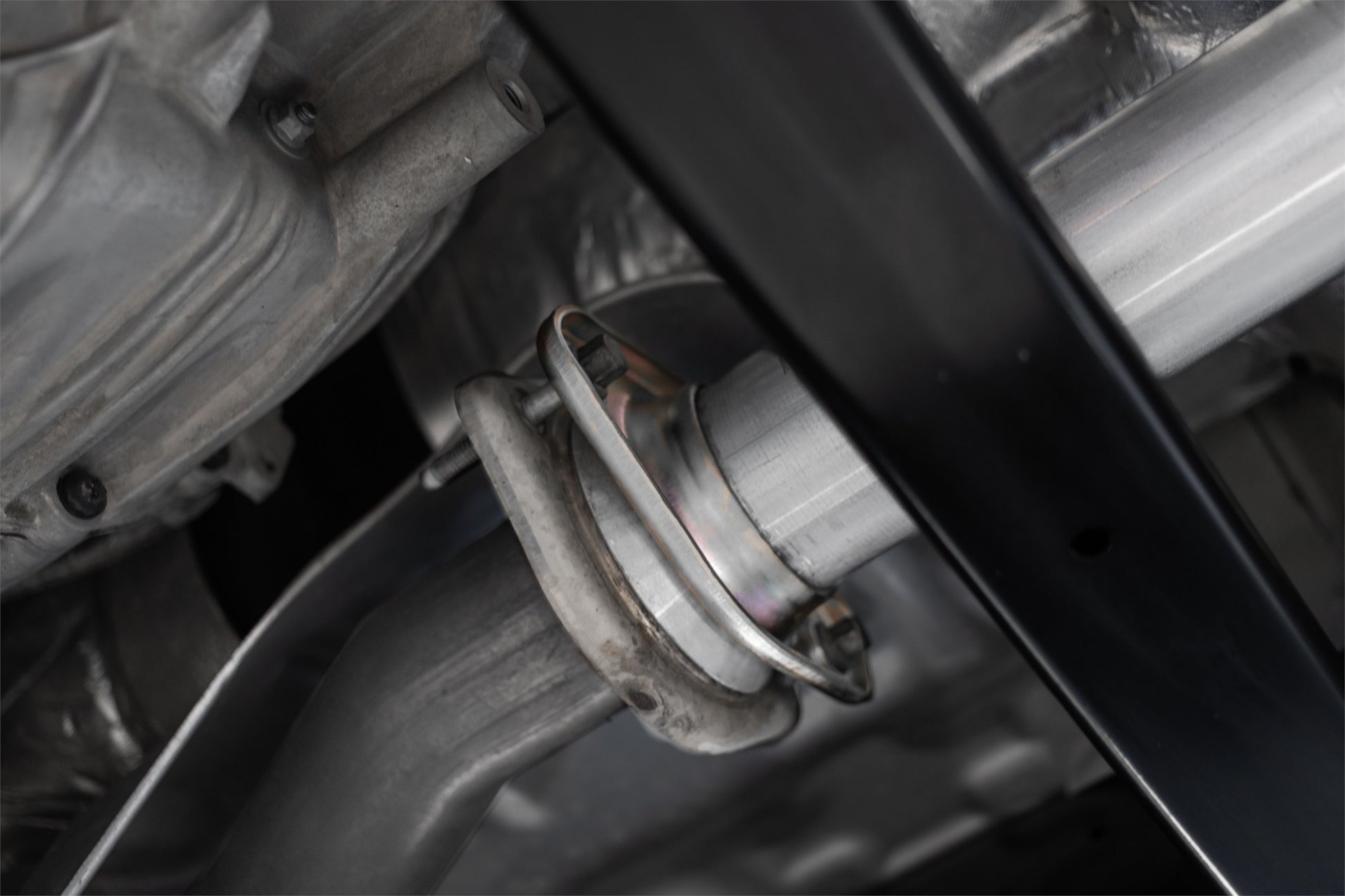 3 inch Cat-Back 2.5 inch Dual Pre-Axle (Race Profile) Black Coated 21-Up F-150 MBRP-2