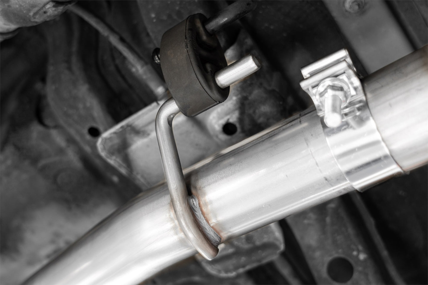 03-24 Toyota 4Runner 11-16 Toyota Land Cruiser Prado Armor Lite Aluminized Steel 2.5 Inch Cat-Back High Clearance Turn Down Single Rear Exit Exhaust System MBRP-4