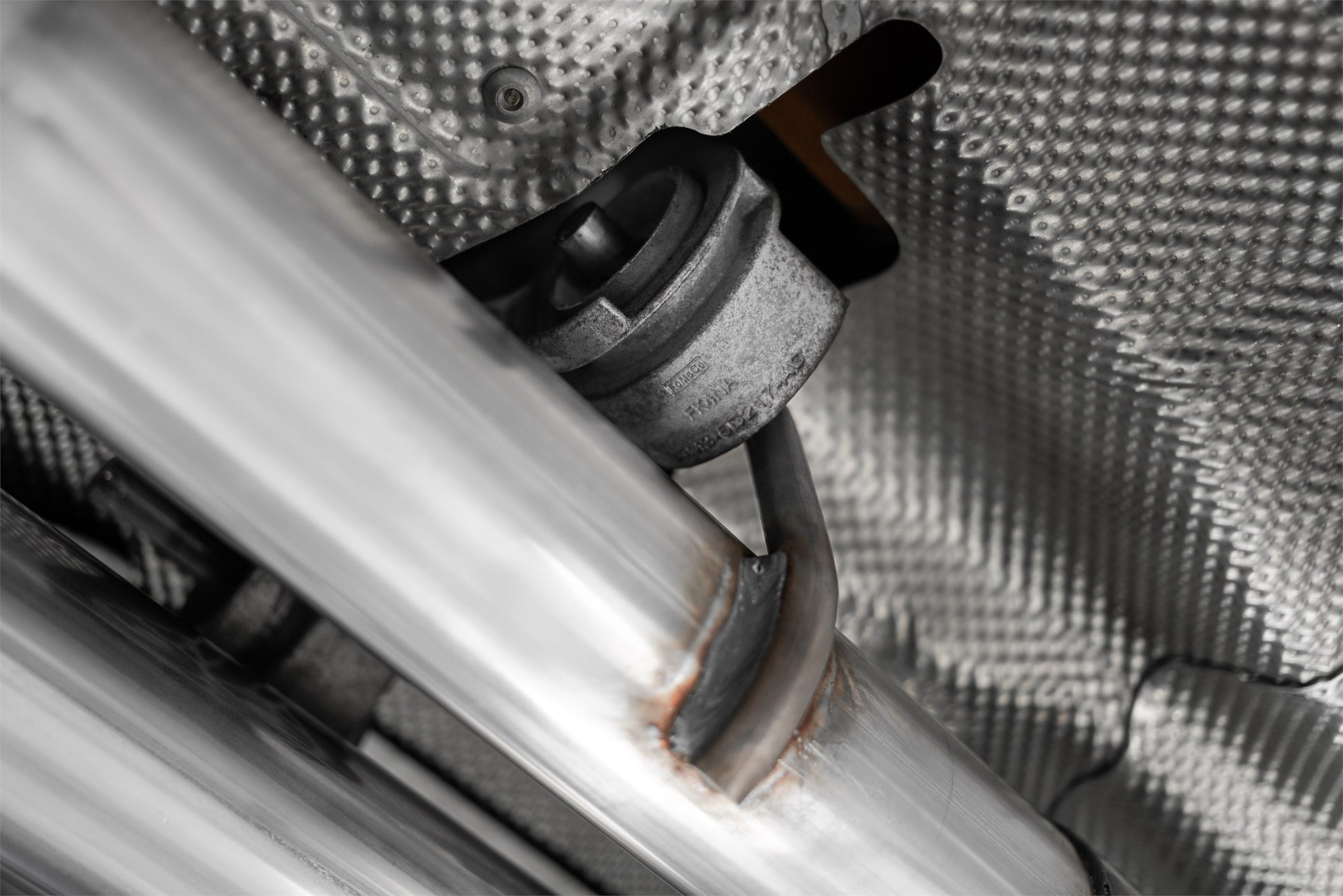 Cat-Back 2.5 inch Dual Rear Quad Tips Aluminized Steel 20-Up Explorer/Aviator MBRP-3