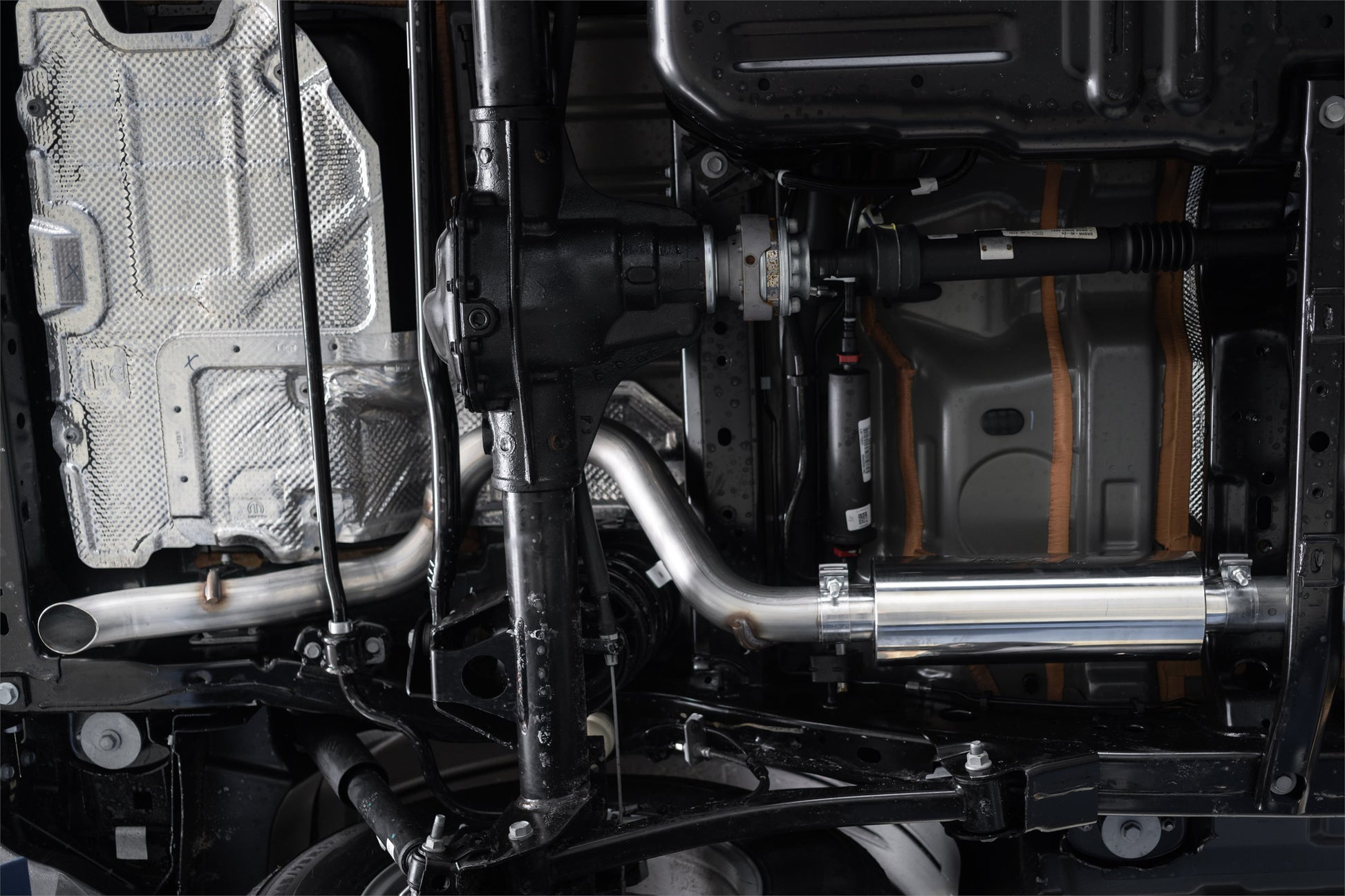 Jeep Cat Back Exhaust System Single Rear Exit Armor Lite Series For 18-Up Wrangler JL 2/4 Door 2.0L, 3.6L MBRP-4