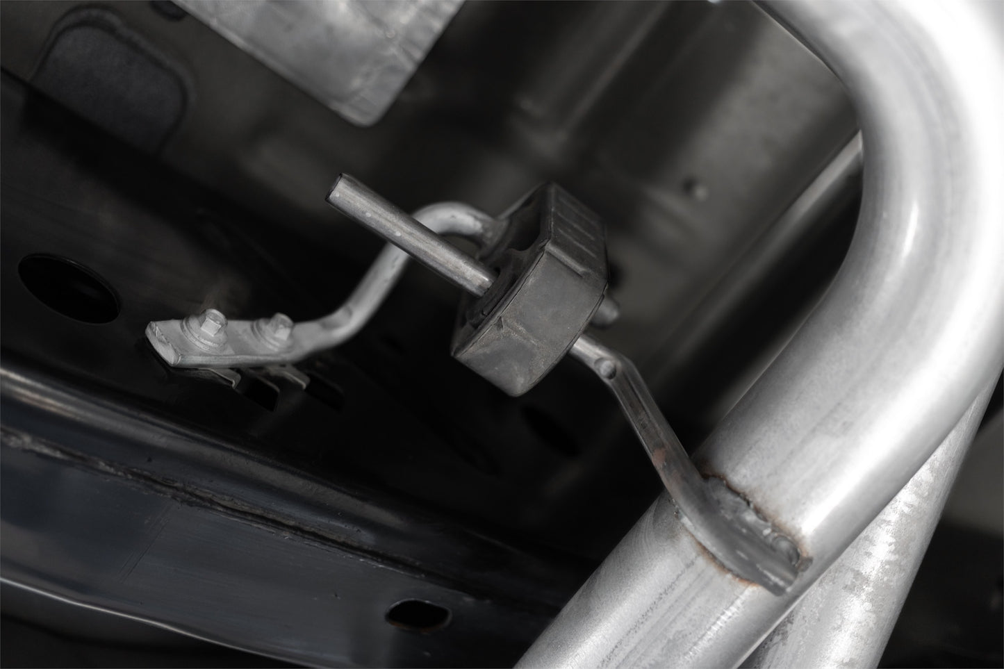 Aluminized Steel 3 inch Cat-Back 2.5 inch Dual Pre-Axle (Race Profile) 21-Up F-150 MBRP-5